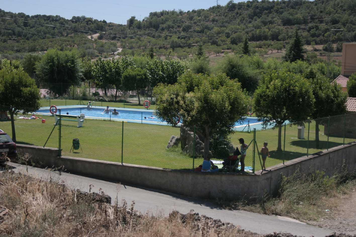 Piscina en el pueblo